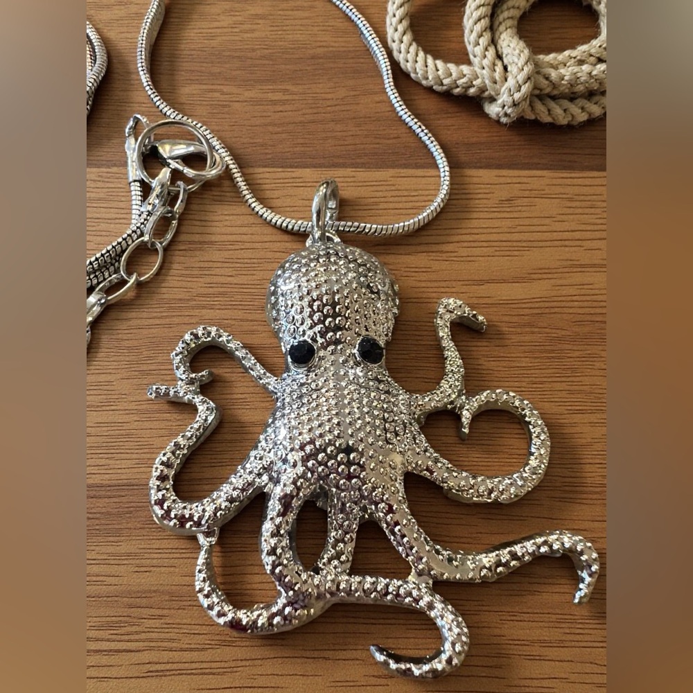Shiny Silver Toned Octopus Pendant Necklace with Rhinestone Eyes - Picture 6 of 17
